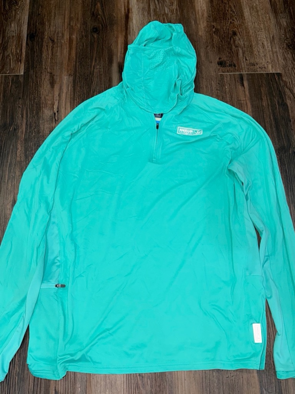 Magellan Outdoors Men's Hooded Swim Top in Aqua Teal